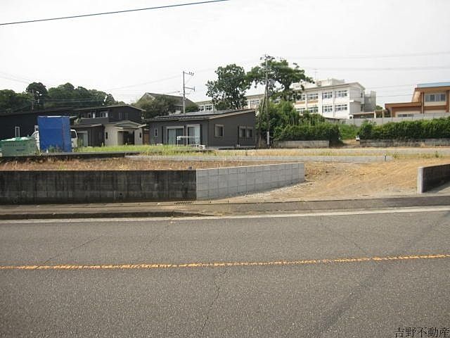 富田小学校近く　C区画（ 建築条件付）